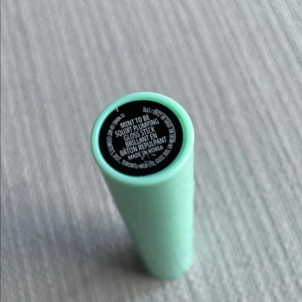 MAC squirt plumping gloss stick - Mint To Be limited edition